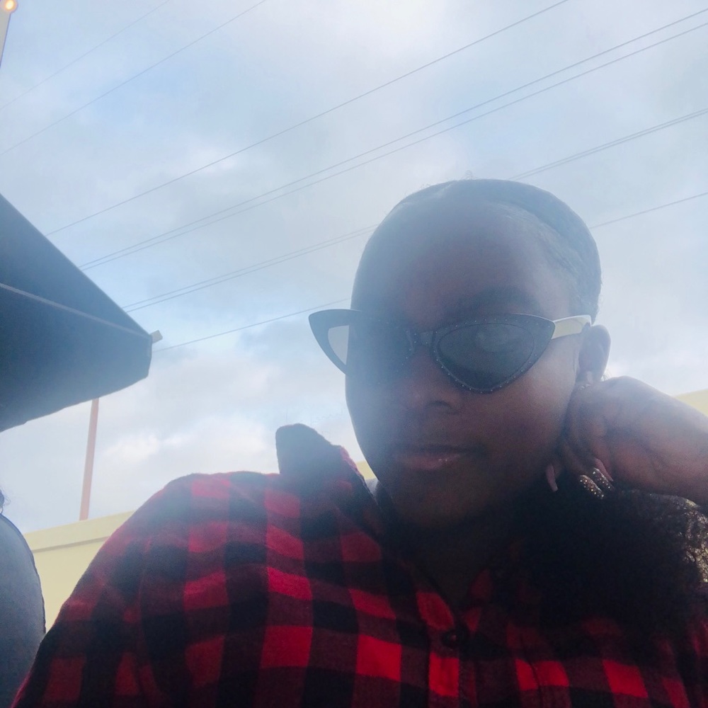 Meet your Posher, Aleah